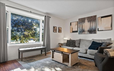 66 Nicholson Crescent — more photos