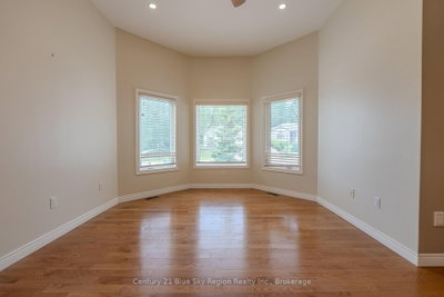 304 Osprey Crescent • Callander, ON photo 4