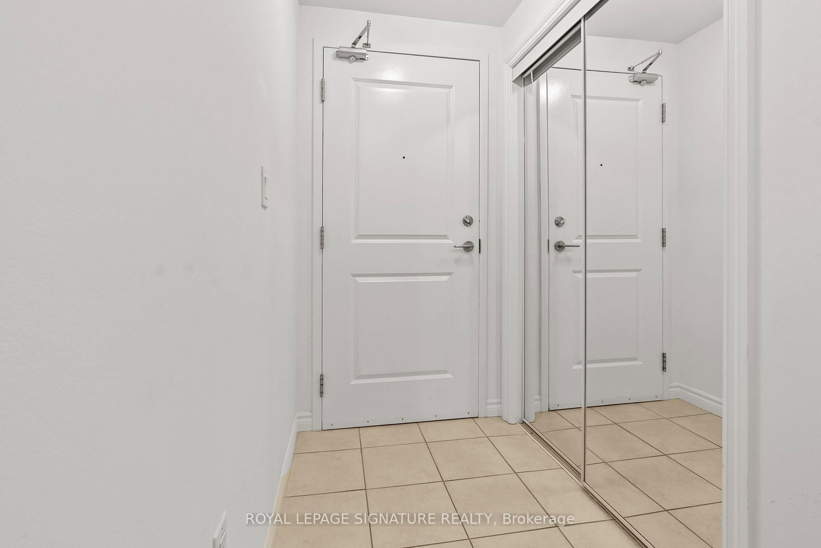 427 Aberdeen Avenue • #102 • Hamilton, ON photo 6