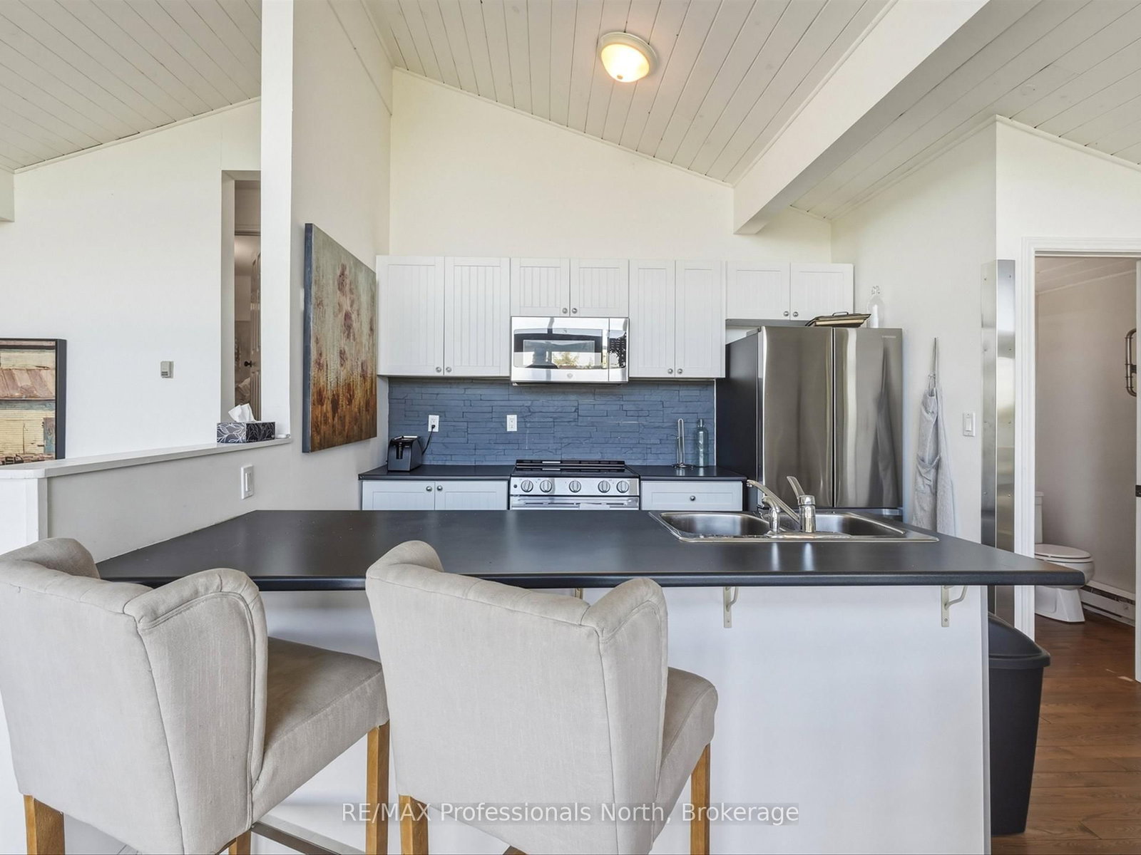 20 Macbeth Island • Bracebridge, ON photo 18