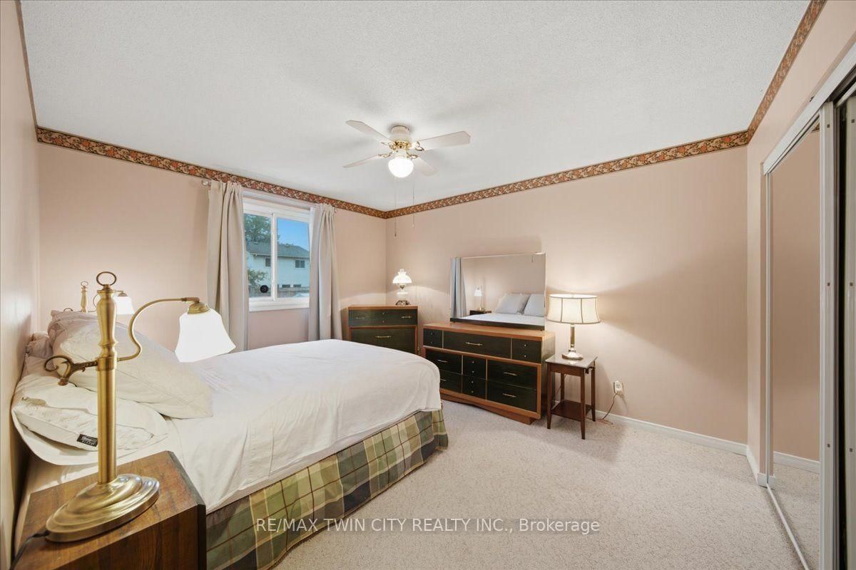 76 Enfield Crescent • Brantford, ON photo 18