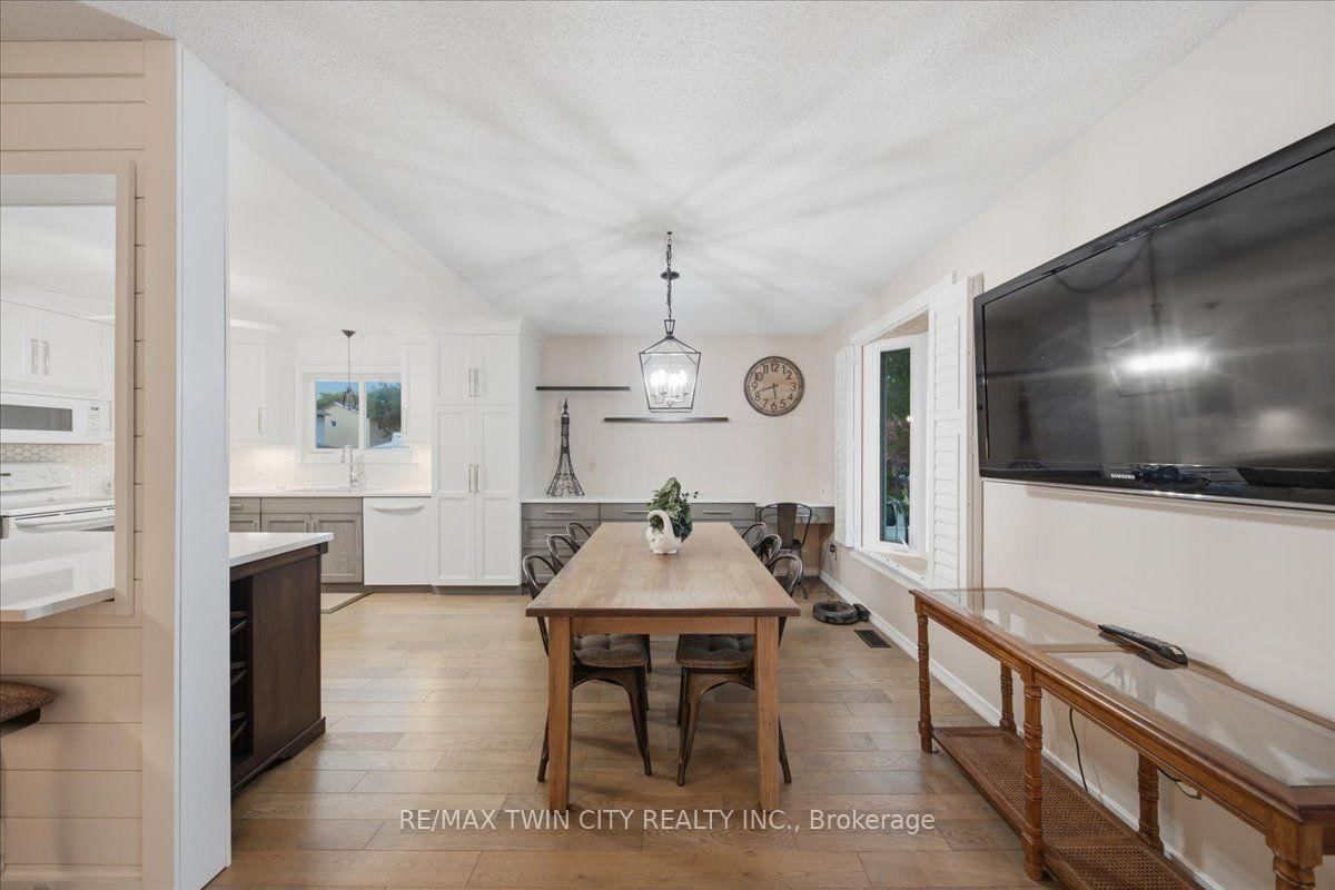 76 Enfield Crescent • Brantford, ON photo 9