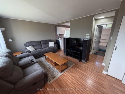441 Christina Street E — photo 6