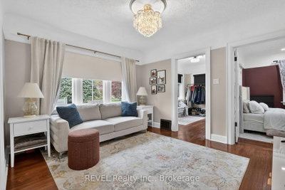 74 St. Patrick Street • St. Catharines, ON photo 5
