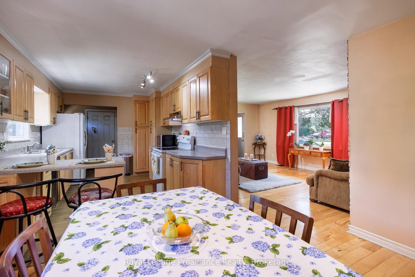 2685 Highway 28 • Port Hope, ON photo 15