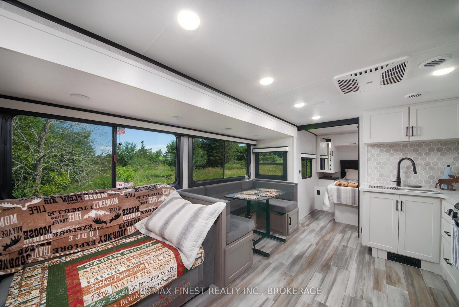 Lot 13b Front Road • Stella, ON photo 10