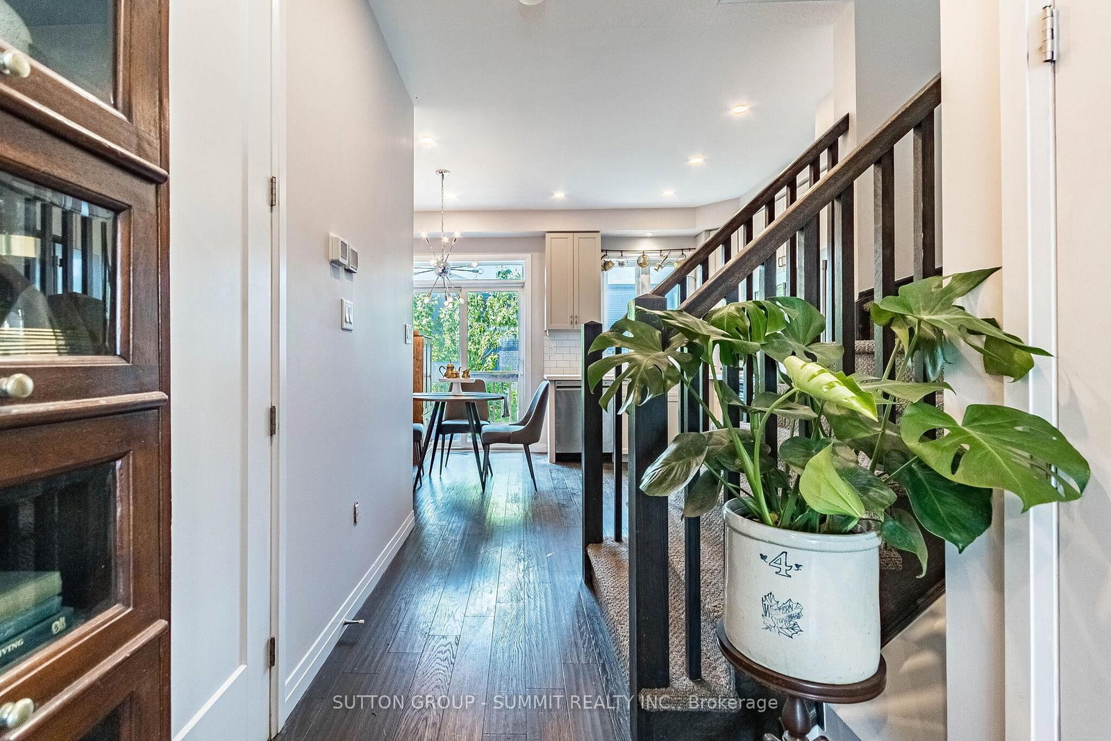 25 SOHO Street • Hamilton, ON photo 15