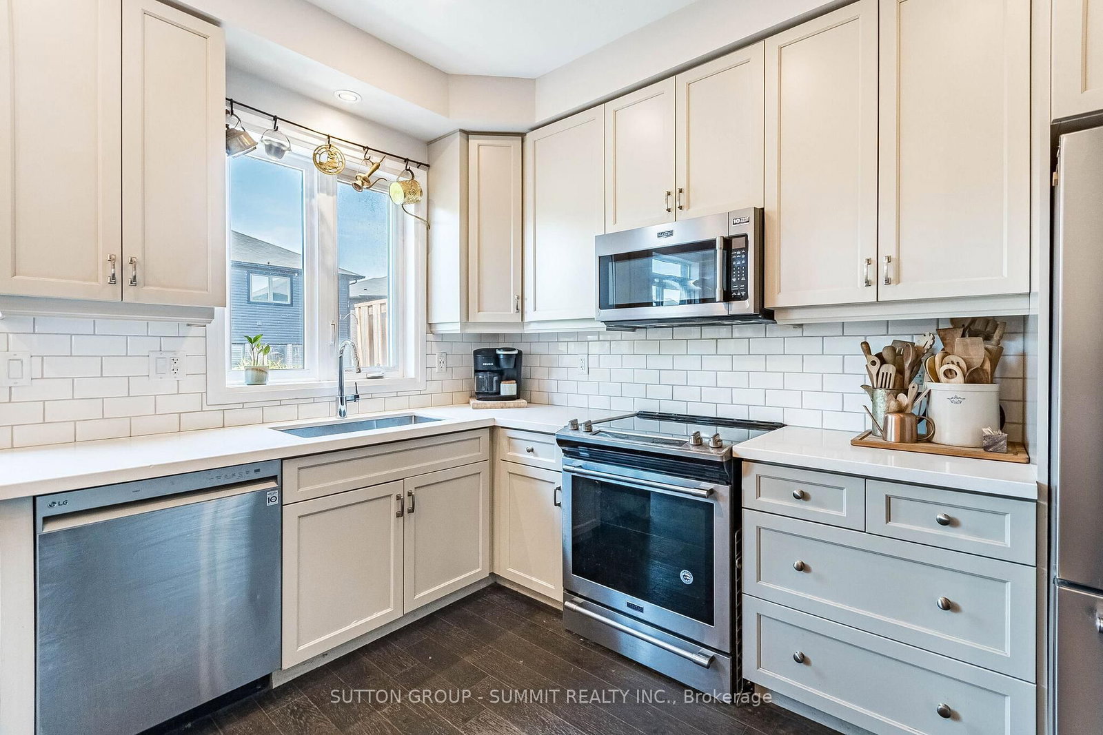 25 SOHO Street • Hamilton, ON photo 20