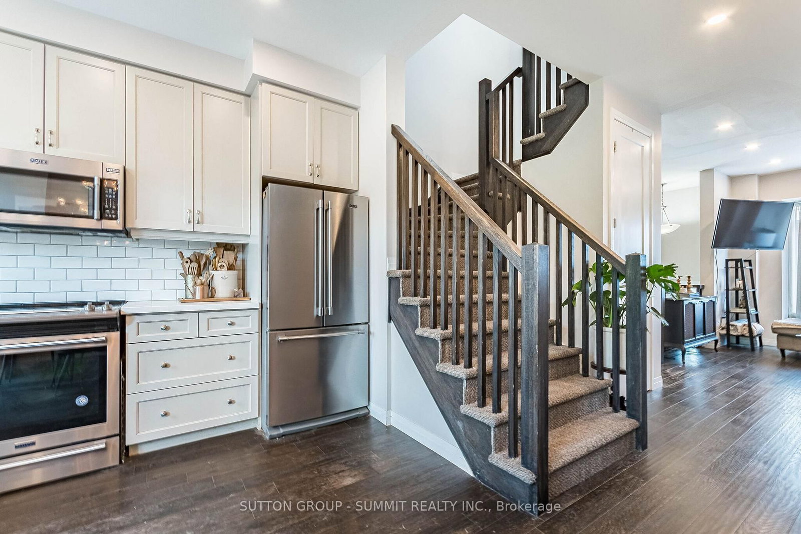 25 SOHO Street • Hamilton, ON photo 22