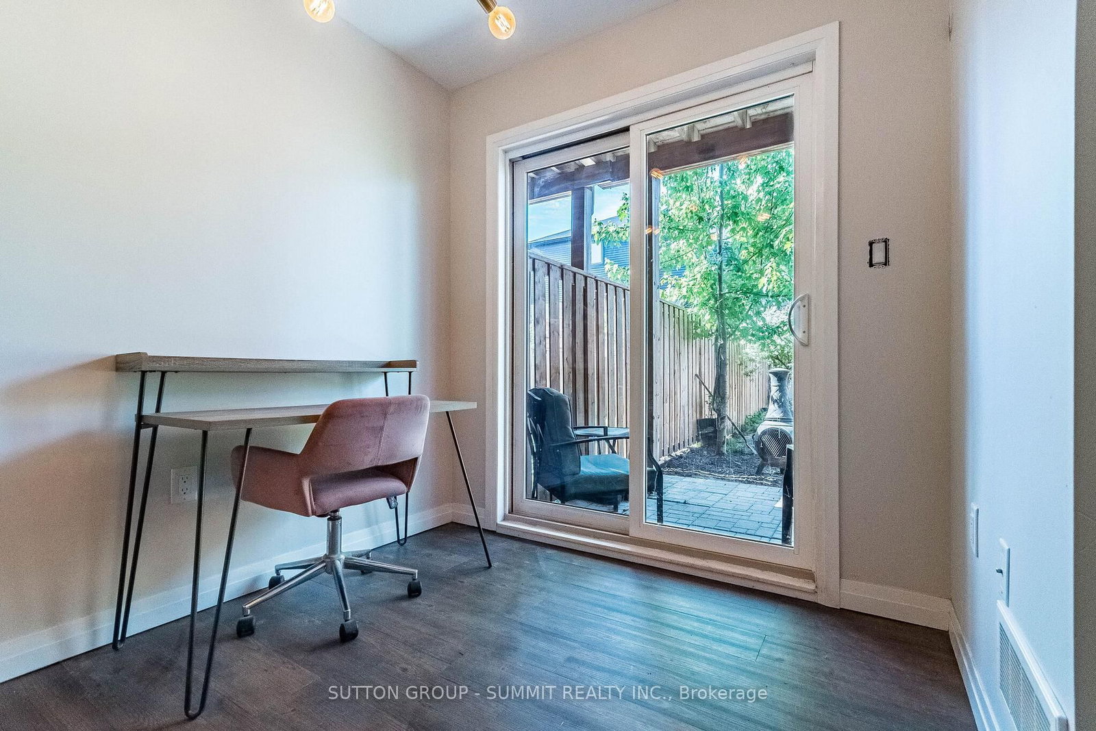 25 SOHO Street • Hamilton, ON photo 42