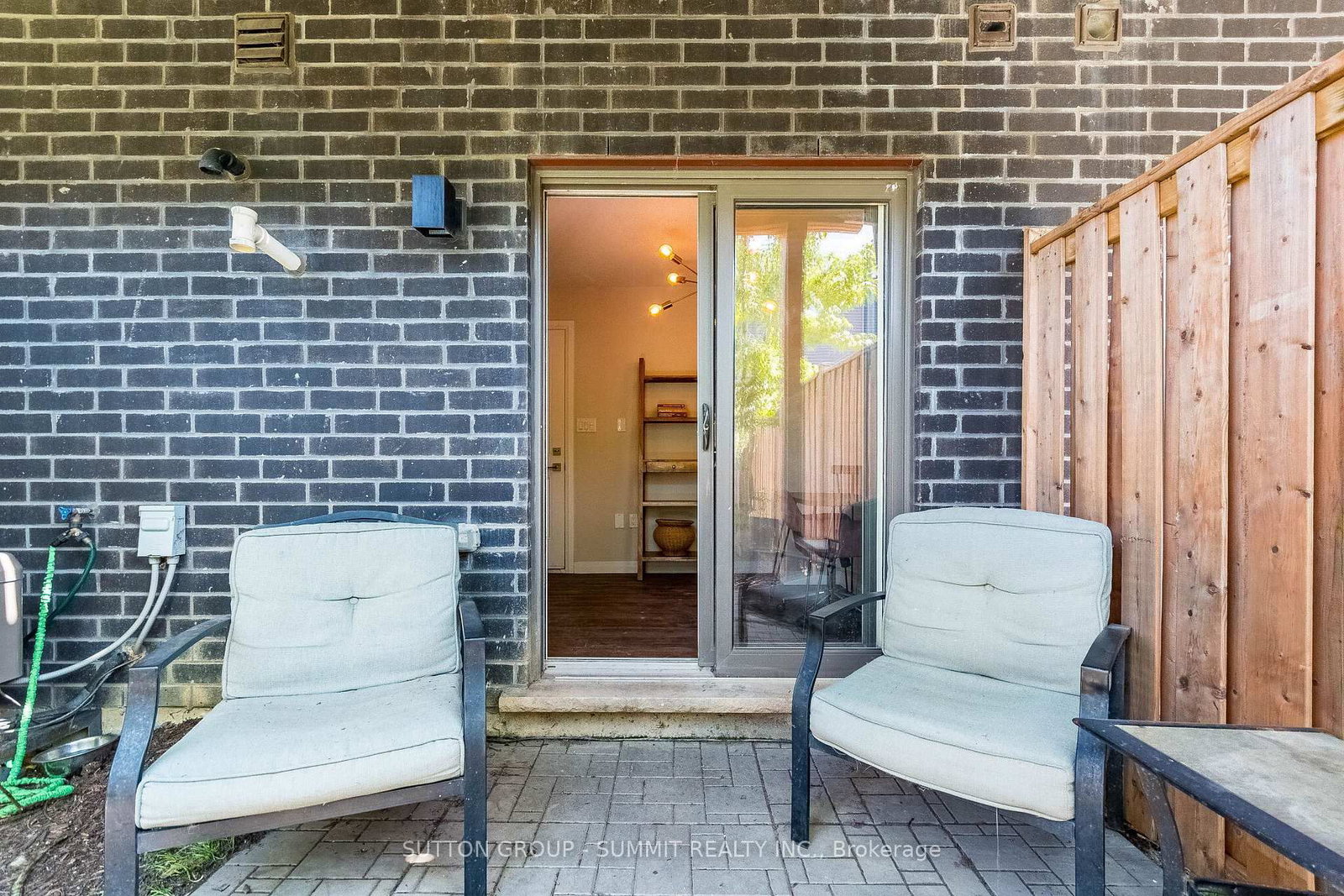 25 SOHO Street • Hamilton, ON photo 43