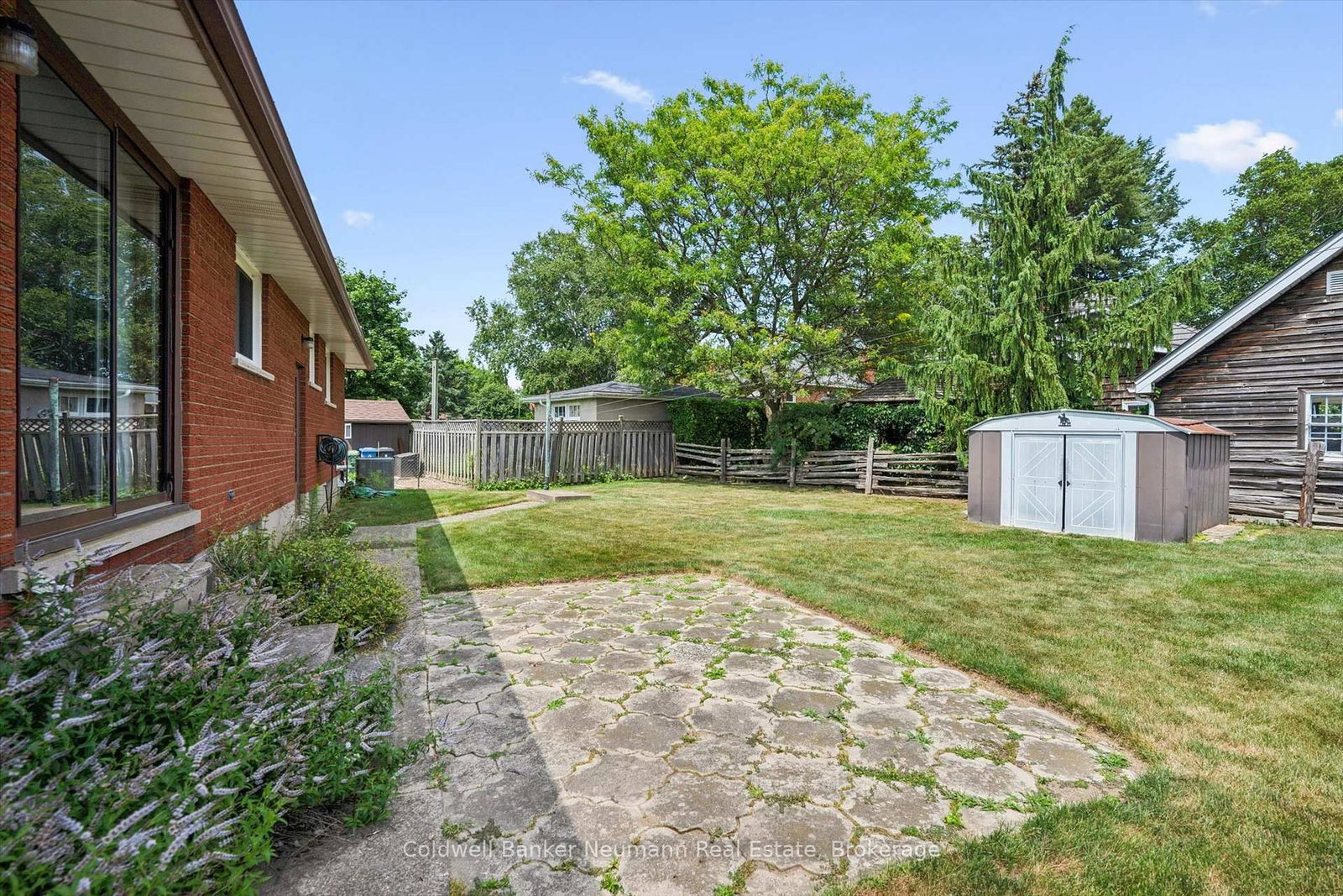 10 Kara Lee Court • Guelph, ON photo 39