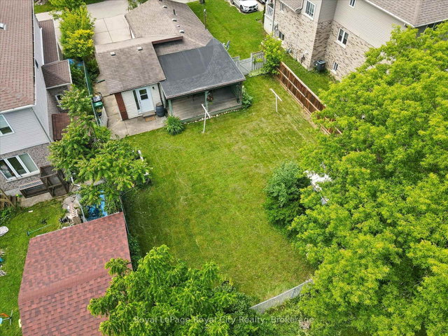 10 Macville Avenue