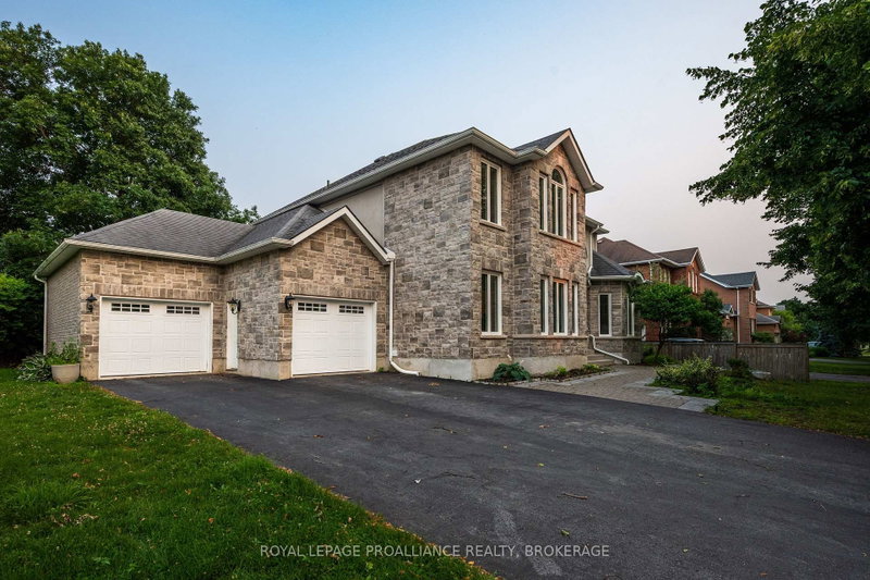 81 Kenwoods Circle