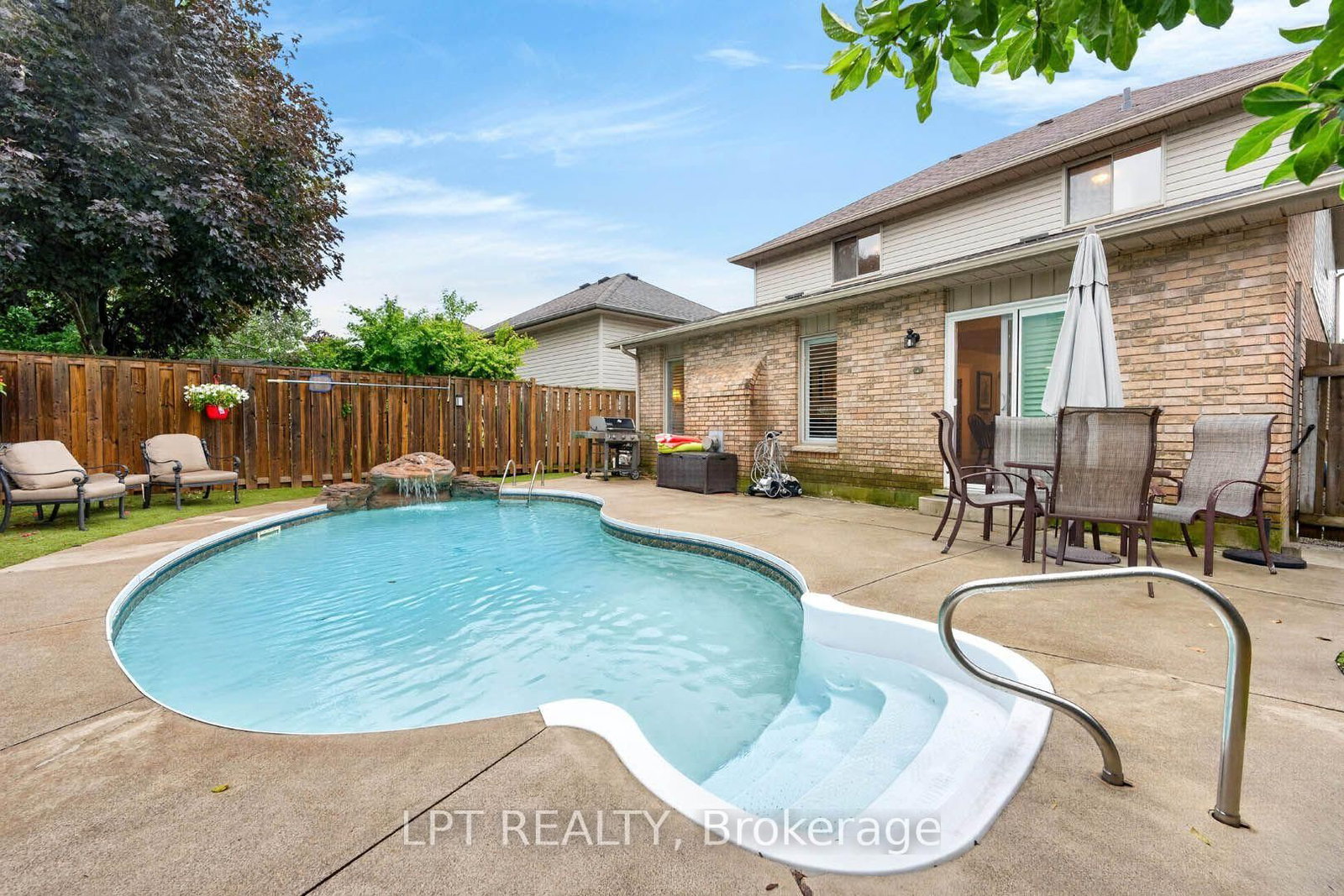 43 Liam Drive • Hamilton, ON photo 10