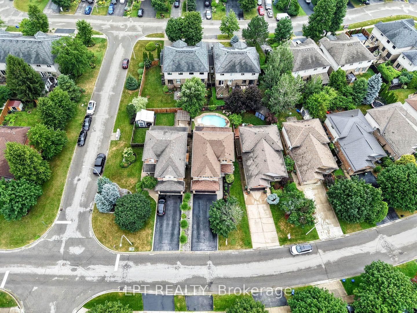 43 Liam Drive • Hamilton, ON photo 5