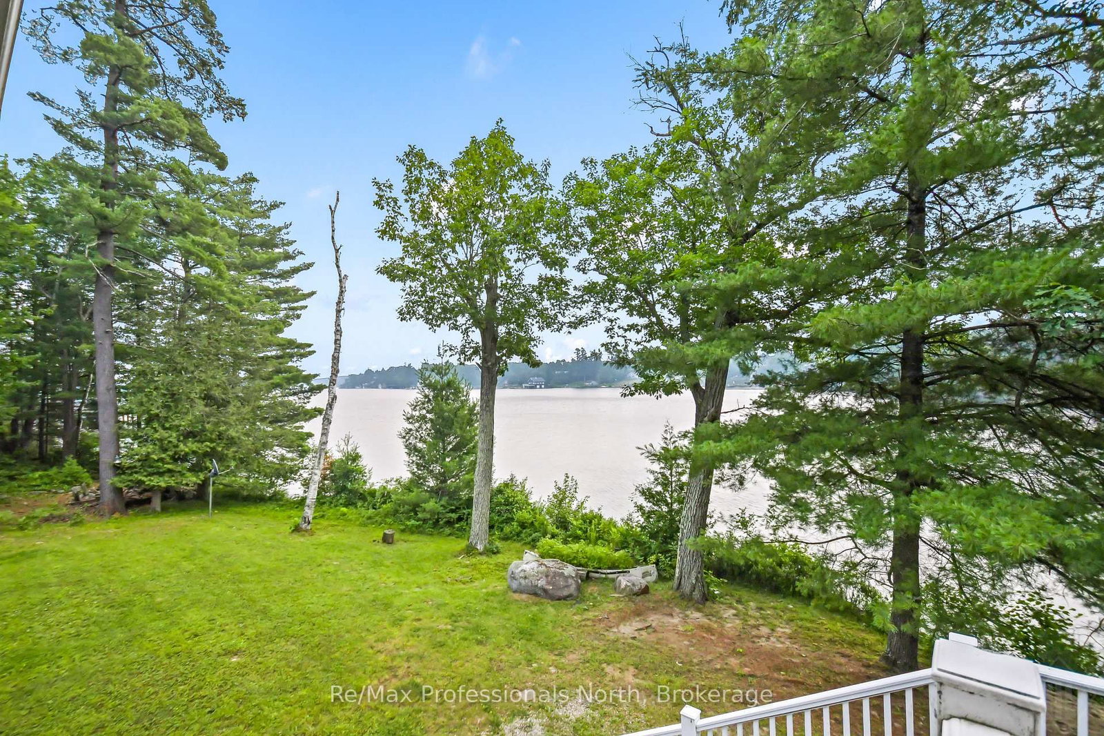 1064 Road 3200 • Gravenhurst, ON photo 9