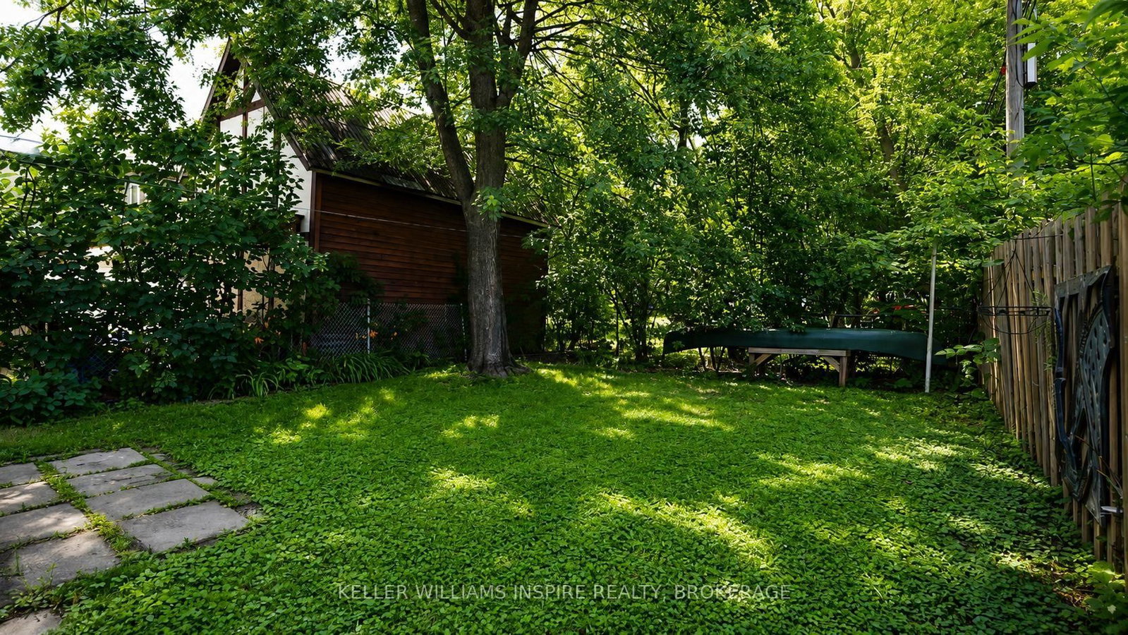 92 ELM Street • Kingston, ON photo 19