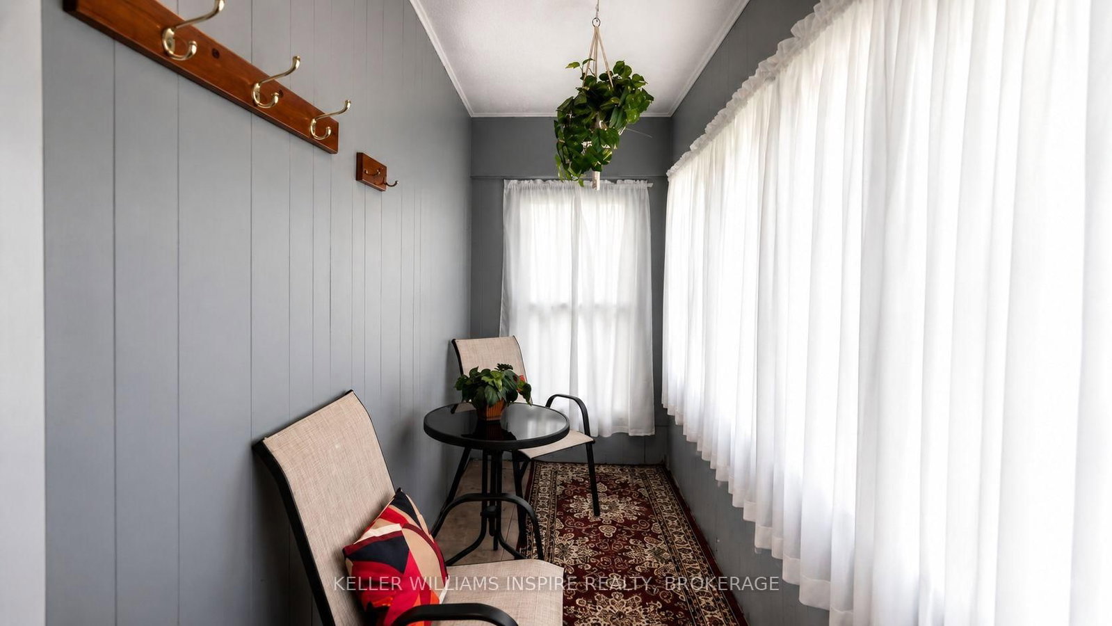 92 ELM Street • Kingston, ON photo 3