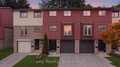 Unit 4 — 2 Worton Avenue — photo 3