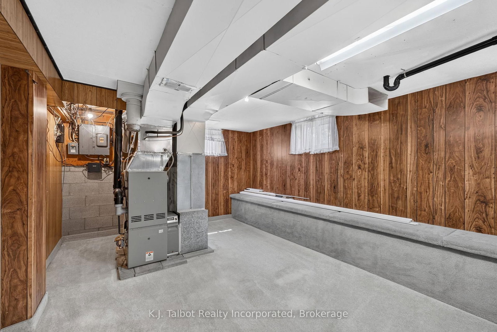 382 Huron Road • Goderich, ON photo 38
