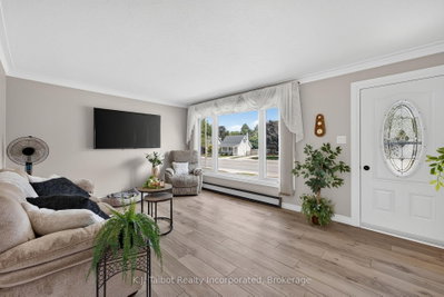 382 Huron Road • Goderich, ON photo 8