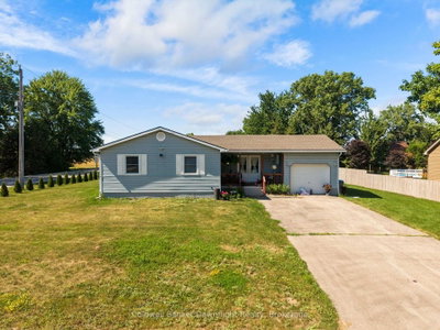 Detached House for sale at 36810 Crediton Road, South Huron, Ontario, N0M 1N0 - Stephen - MLS: X13592742