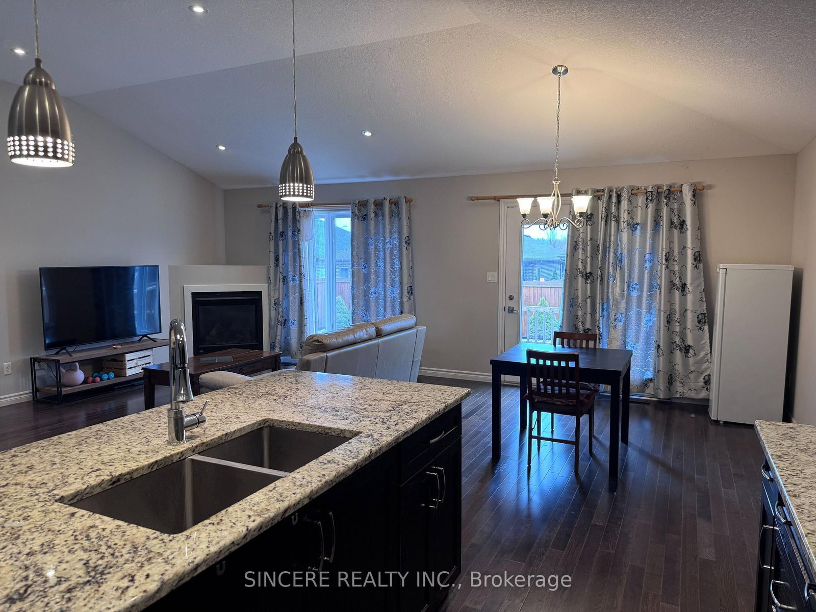 37 Galinee Trail • Norfolk, ON photo 11