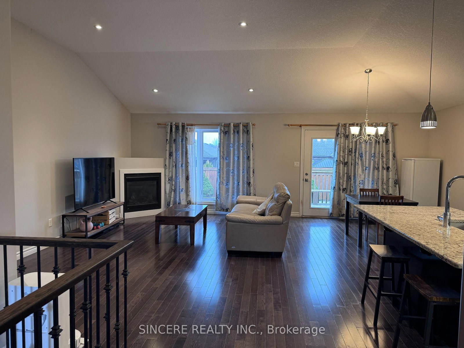 37 Galinee Trail • Norfolk, ON photo 7