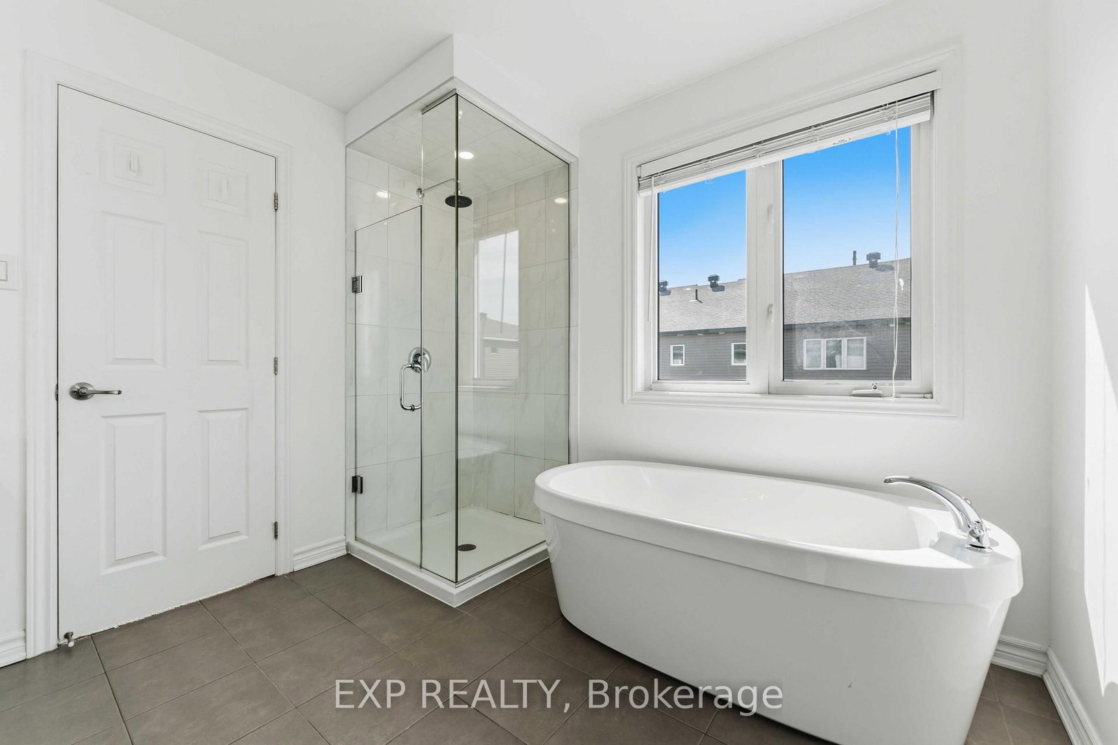 82 Buffalograss Crescent • Ottawa, ON photo 23