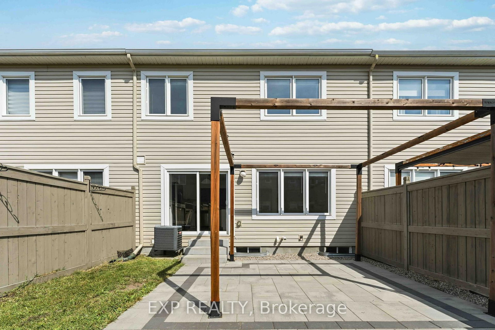 82 Buffalograss Crescent • Ottawa, ON photo 31