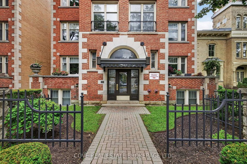 104 - 280 Queens Avenue