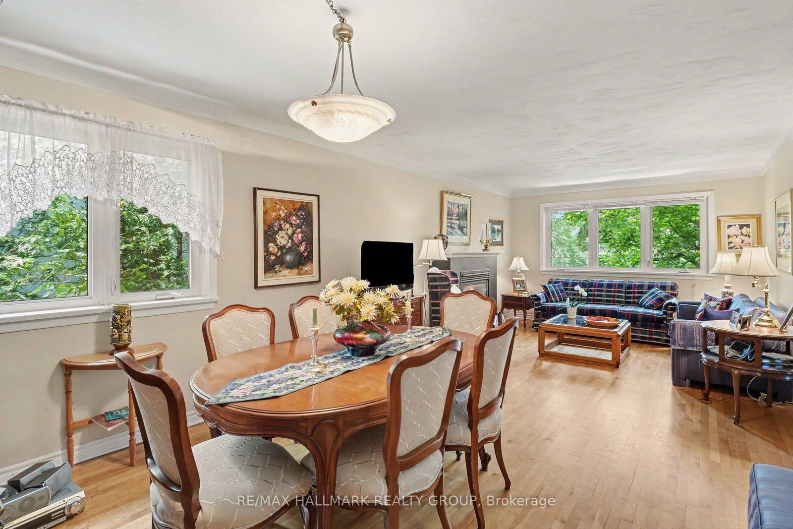 657 Golden Avenue • Ottawa, ON photo 23