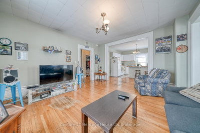 119 Carroll Street • Ingersoll, ON photo 4