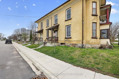 119 Carroll Street • Ingersoll, ON photo 6