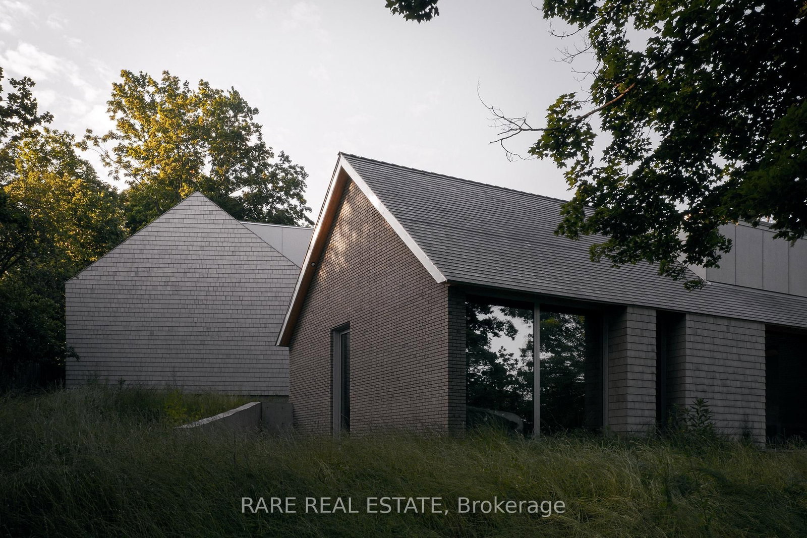 772 COUNTY ROAD 18 Road • Prince Edward County, ON photo 13
