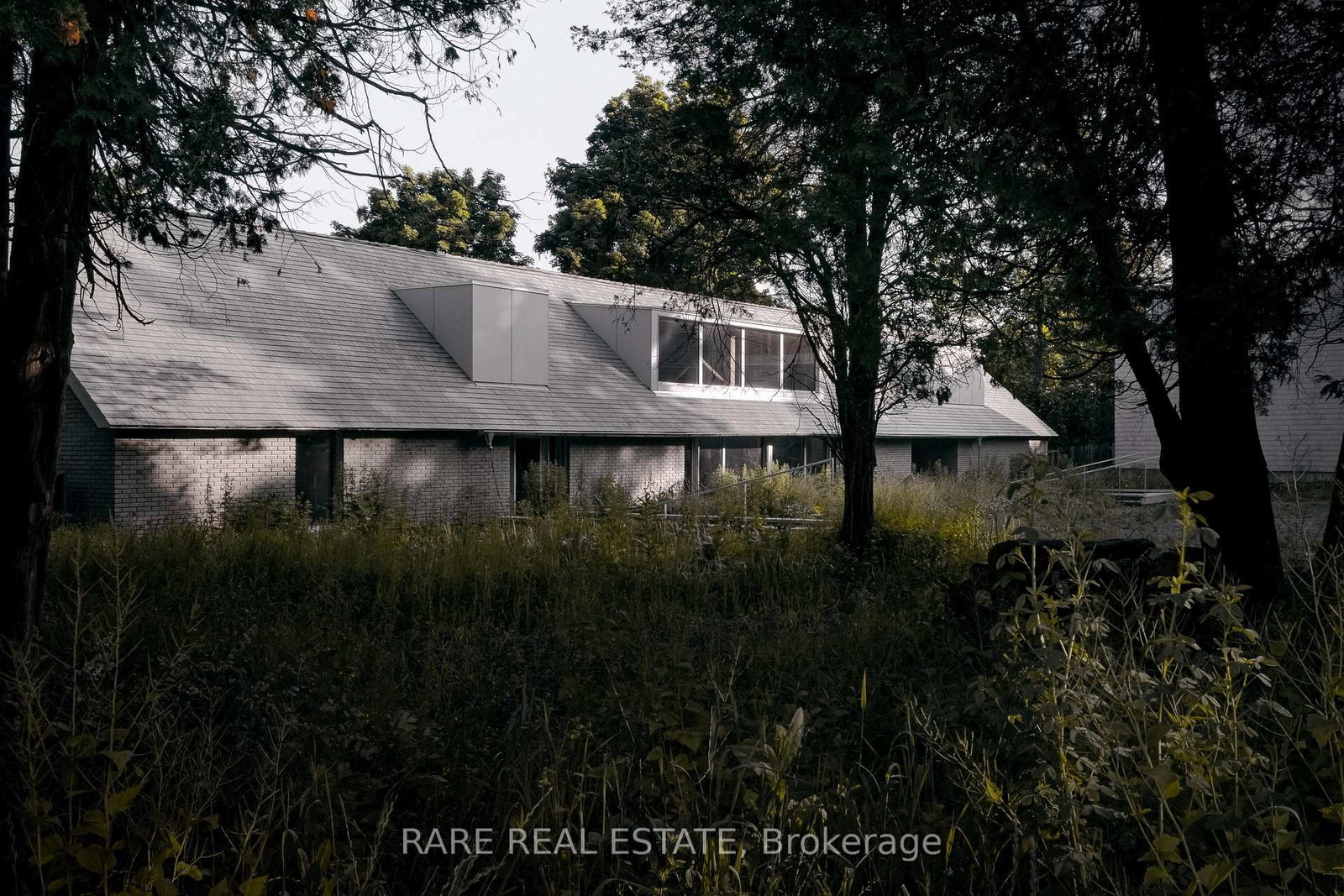 772 COUNTY ROAD 18 Road • Prince Edward County, ON photo 15