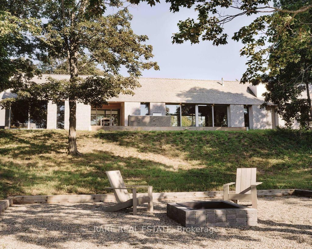 772 COUNTY ROAD 18 Road • Prince Edward County, ON photo 46