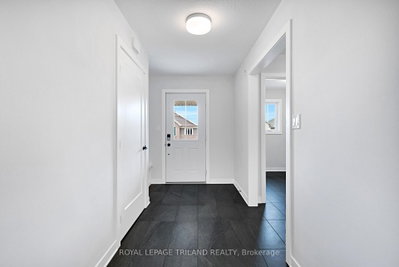 80 Styles Drive — more photos