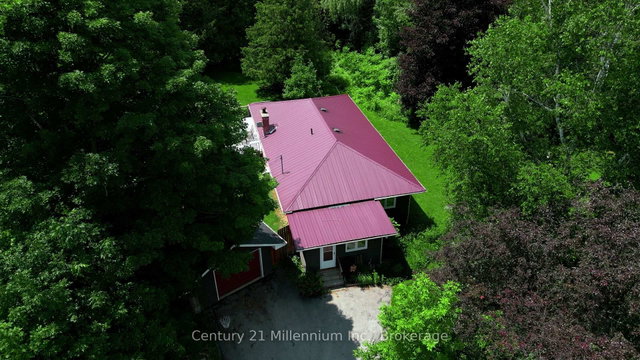 175134 Grey Road 30 Road