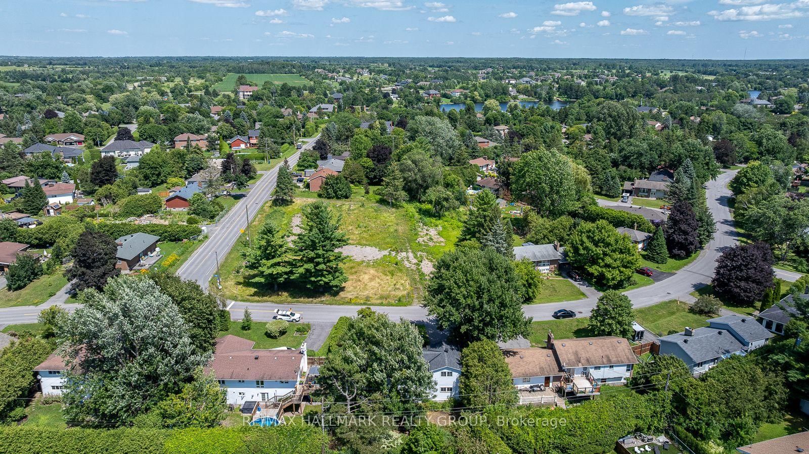 5290 Driscoll Drive • Ottawa, ON photo 23