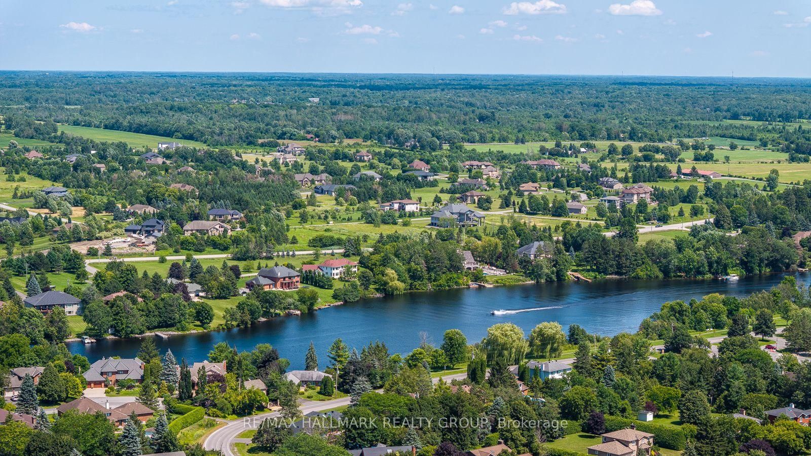 5290 Driscoll Drive • Ottawa, ON photo 30
