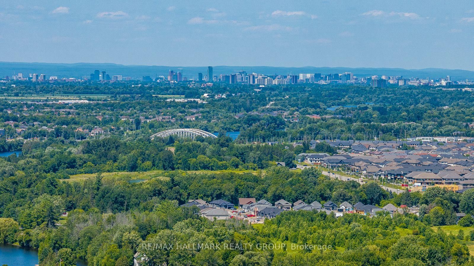5290 Driscoll Drive • Ottawa, ON photo 32