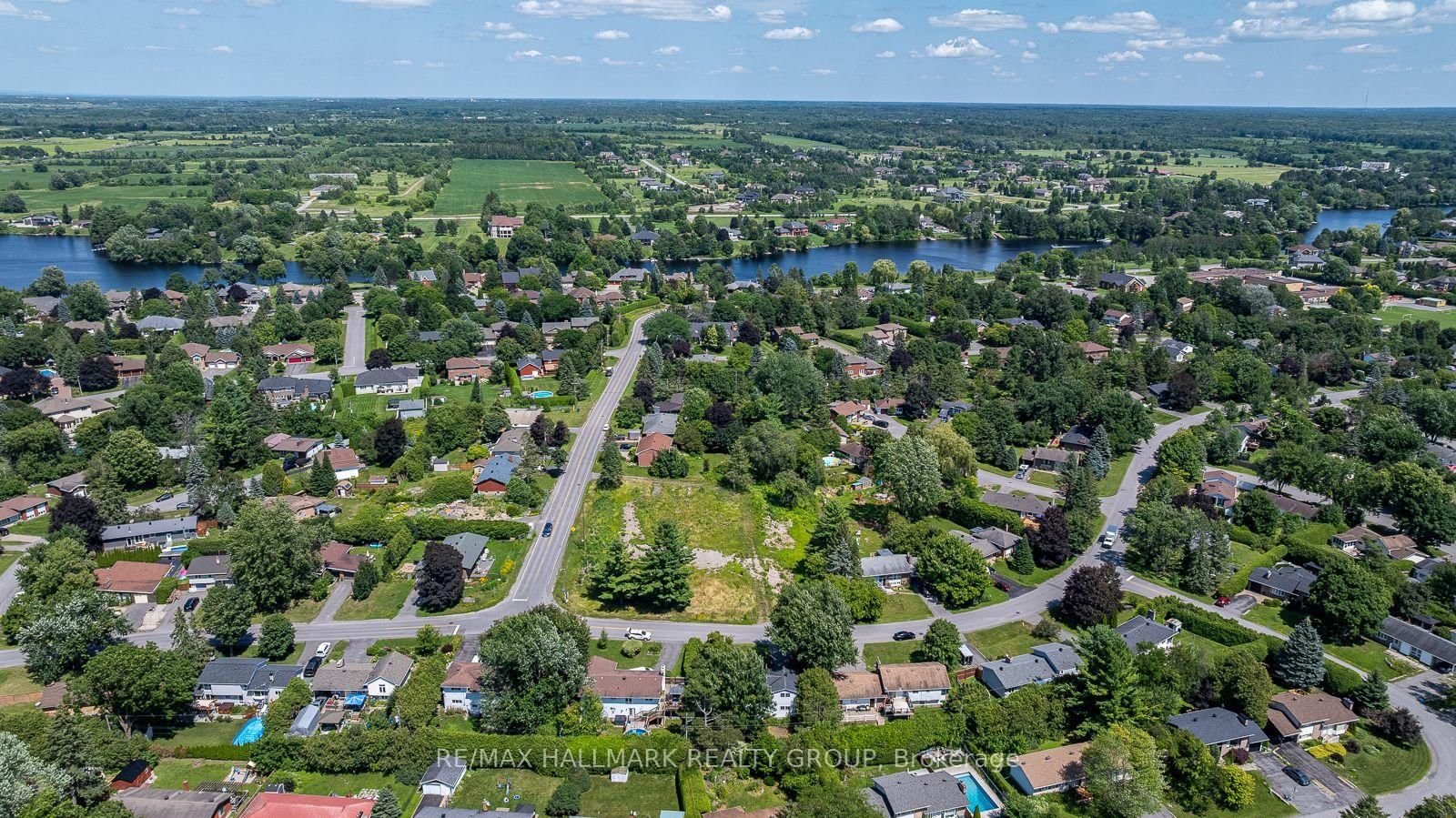 5290 Driscoll Drive • Ottawa, ON photo 33