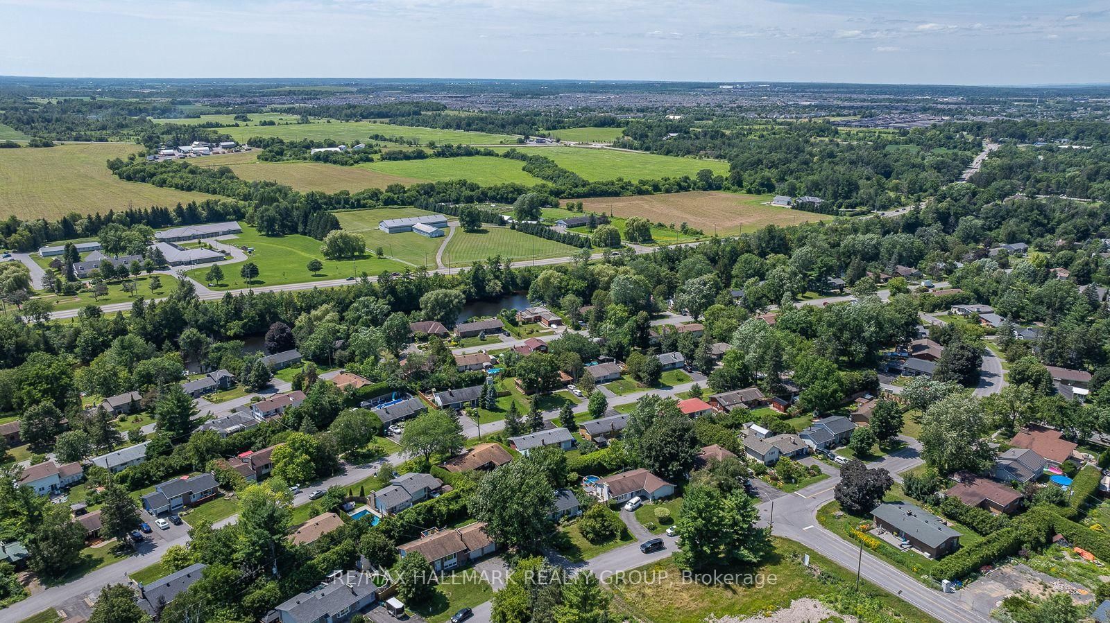 5290 Driscoll Drive • Ottawa, ON photo 36