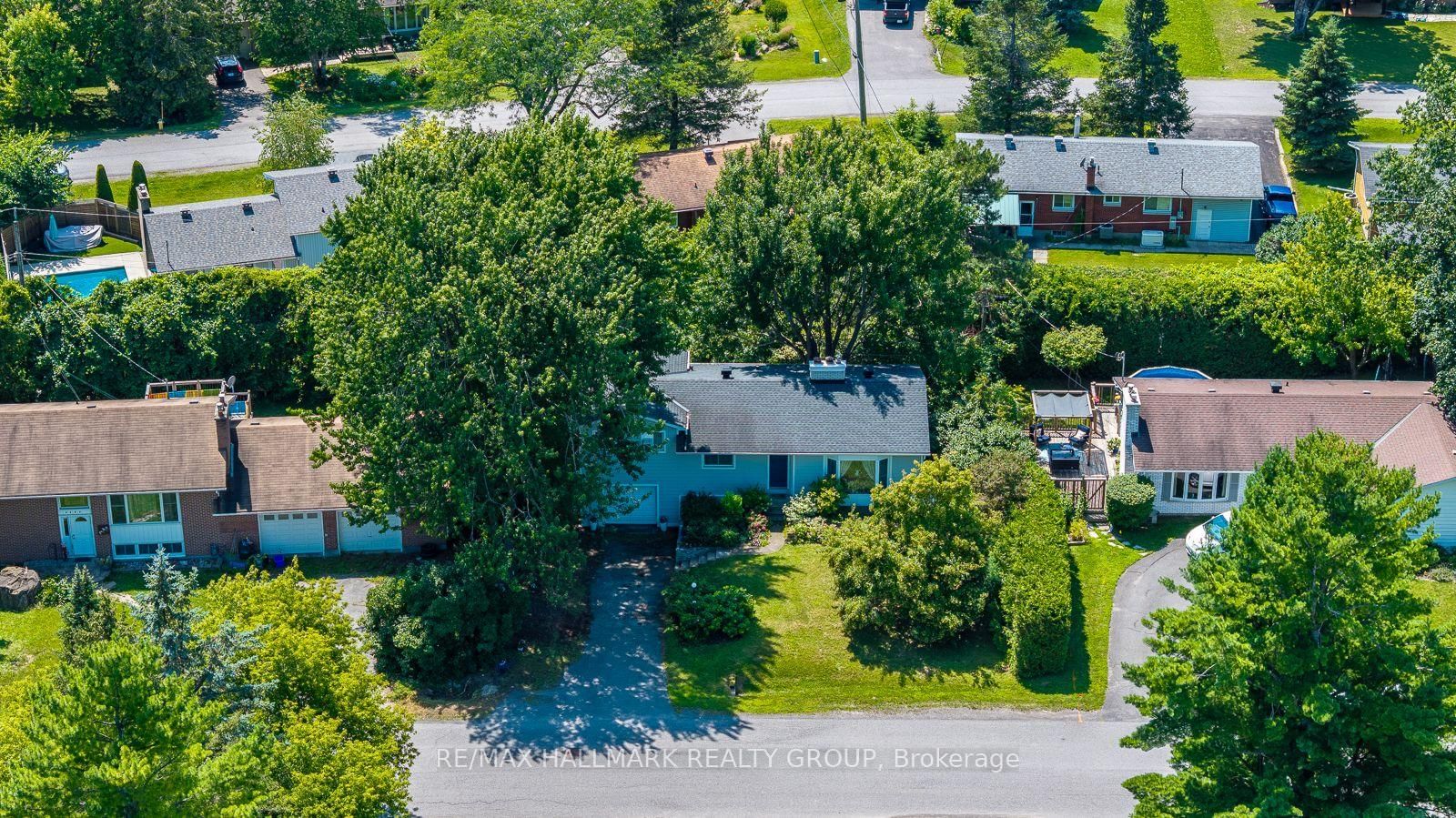 5290 Driscoll Drive • Ottawa, ON photo 37