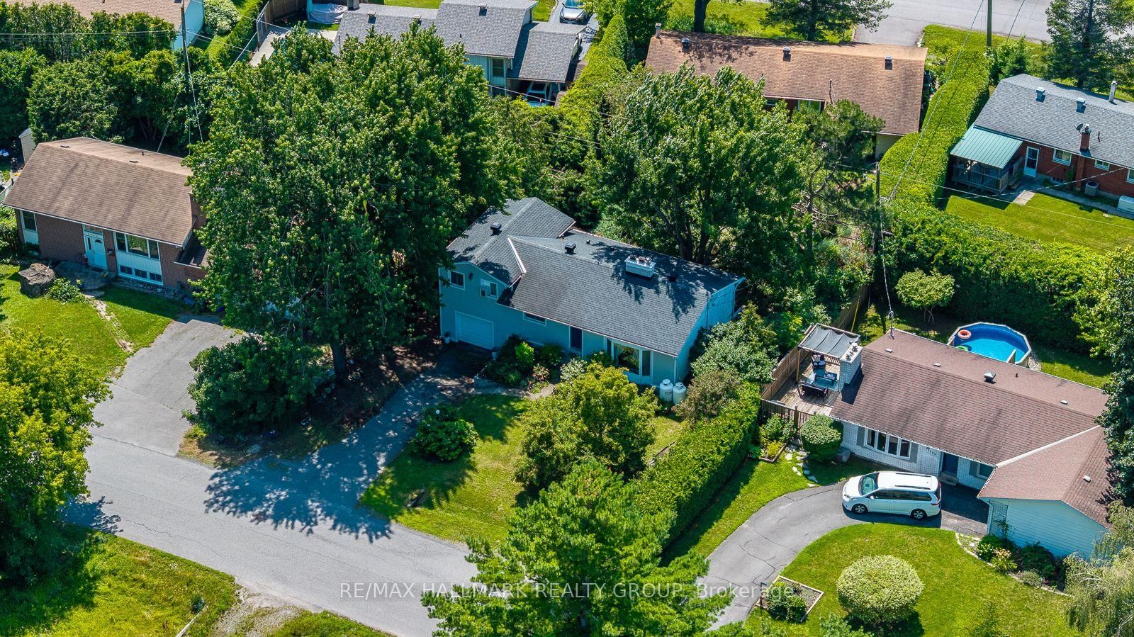 5290 Driscoll Drive • Ottawa, ON photo 38