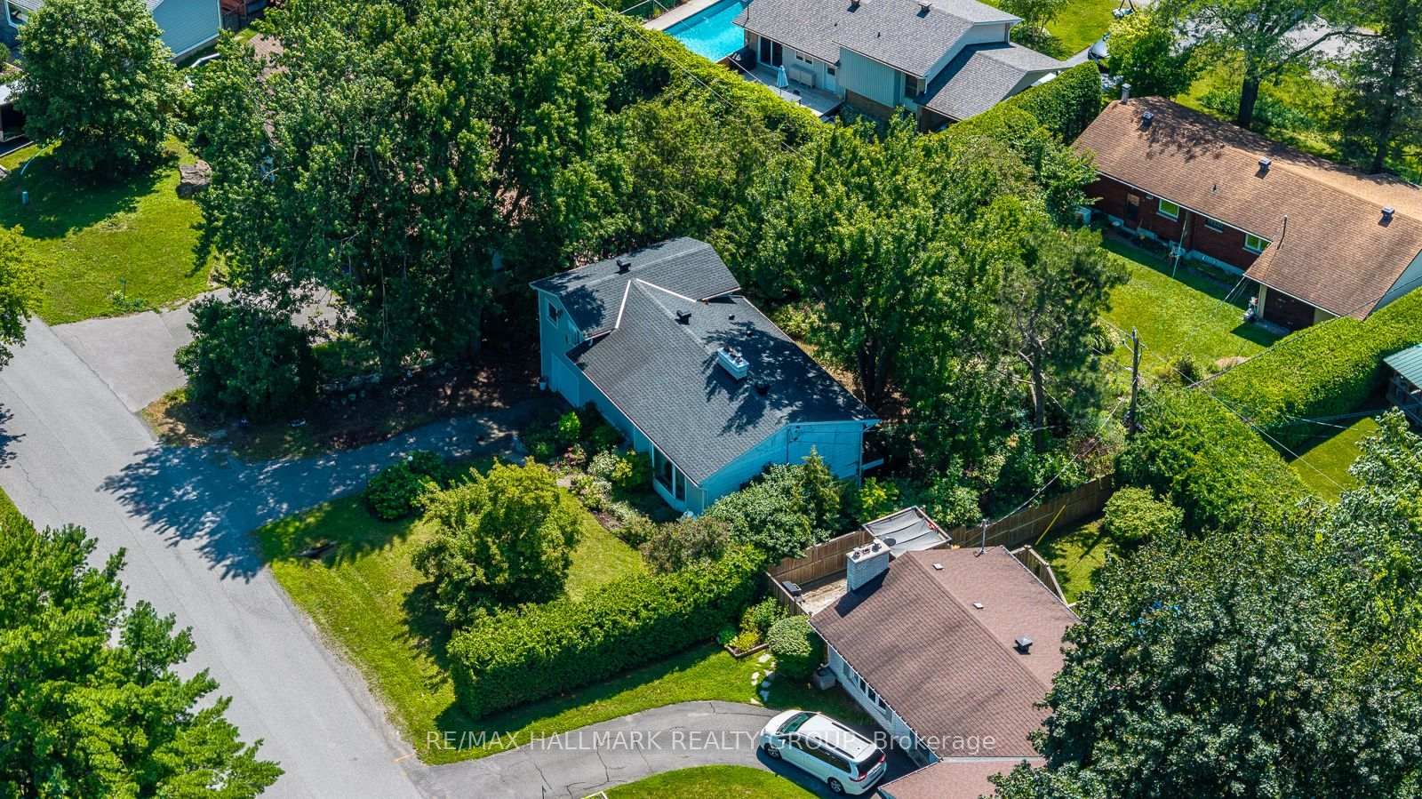 5290 Driscoll Drive • Ottawa, ON photo 39