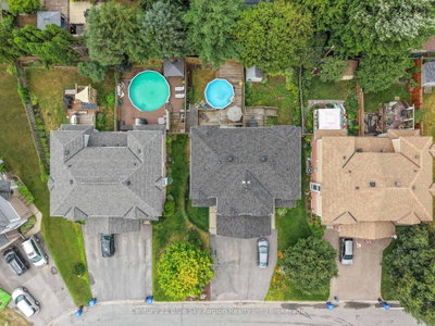661 Tackaberry Drive • North Bay, ON photo 2