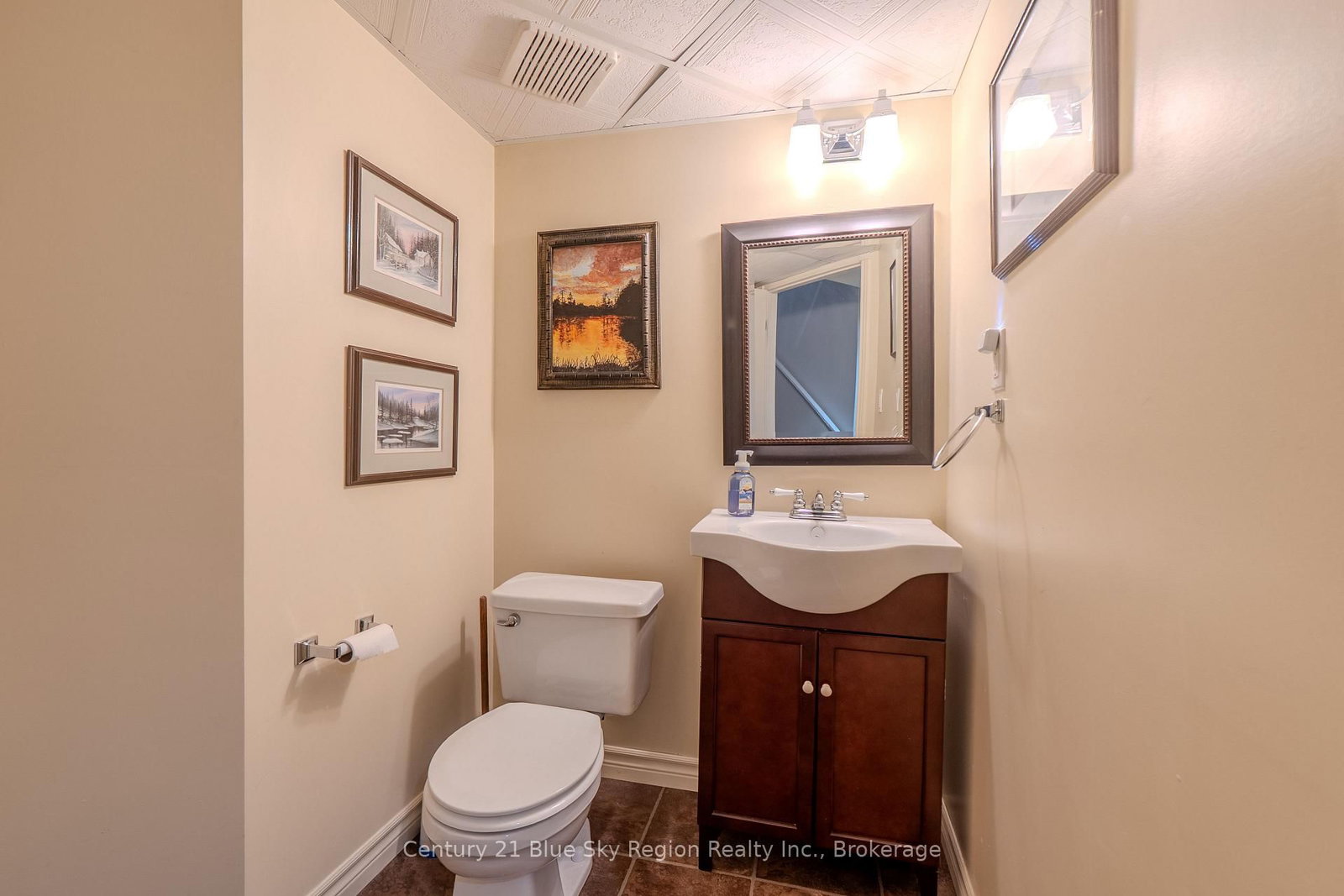661 Tackaberry Drive • North Bay, ON photo 35